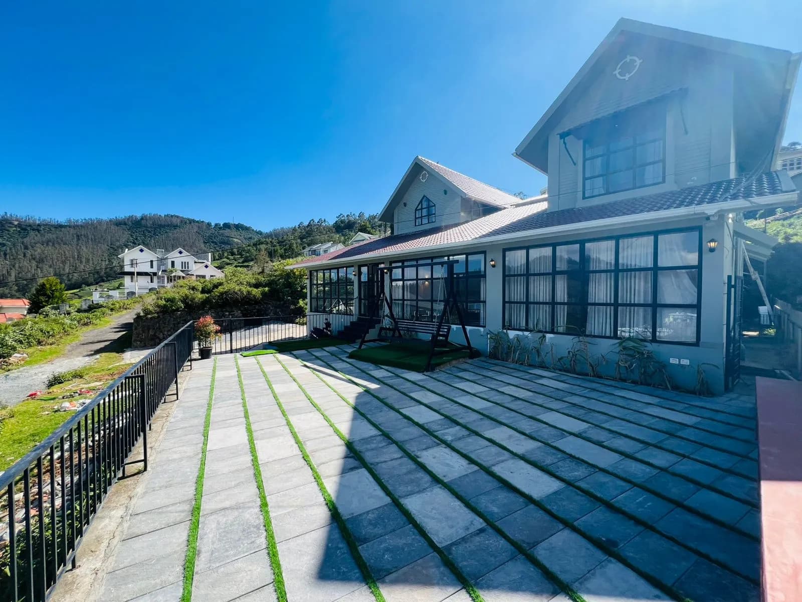 A Serene Mountain Retreat