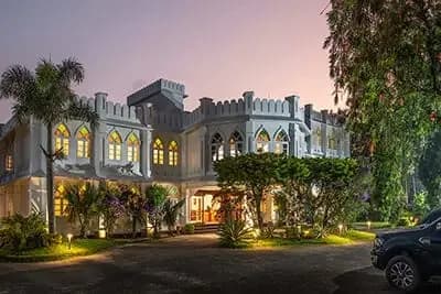 Misty Fort Retreat