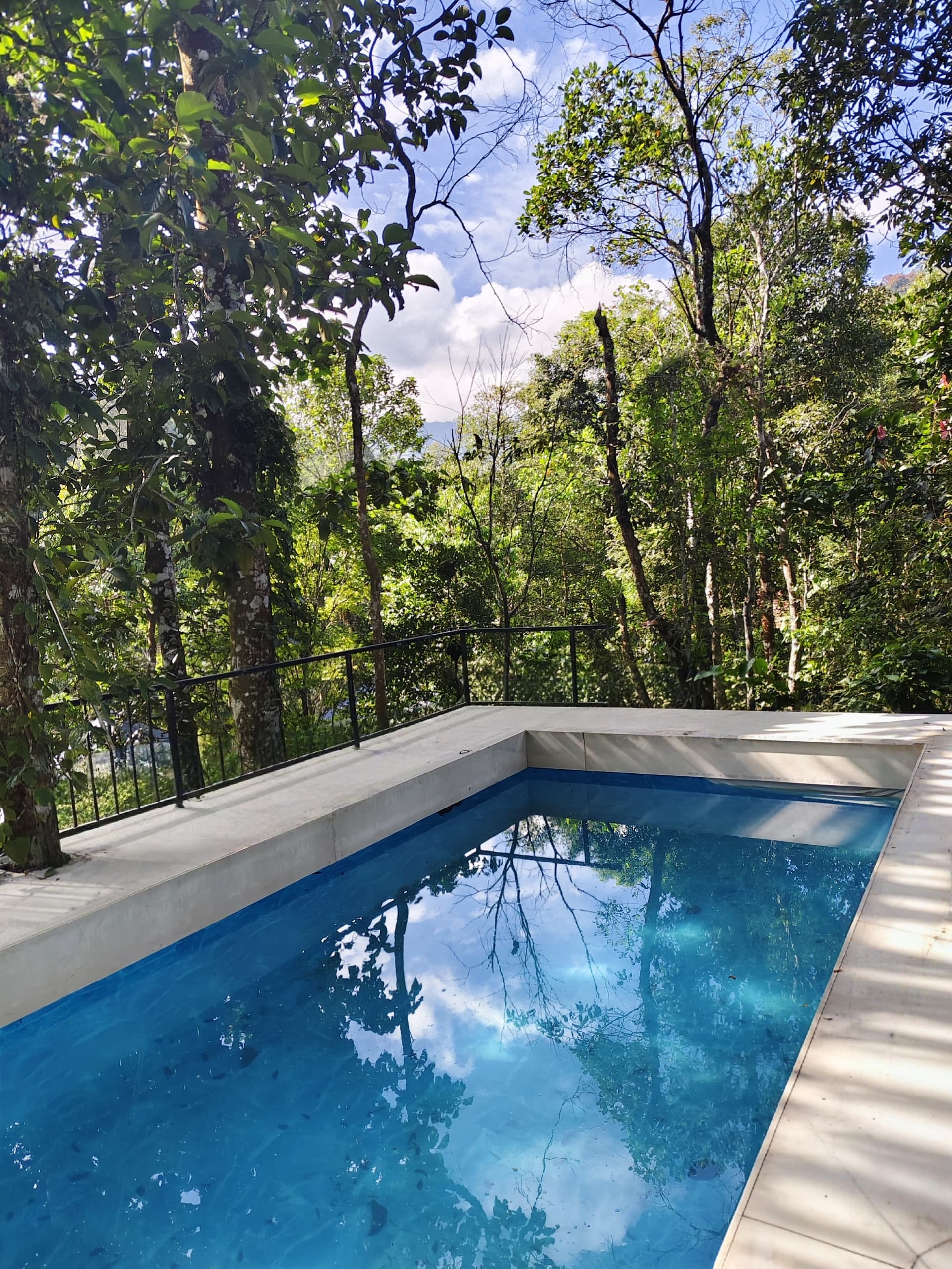 Riverside Green Villa